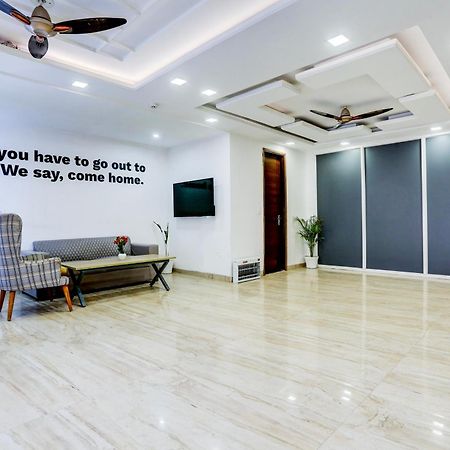 Hotel Greysky Medicity คูร์เคาน์ ภายนอก รูปภาพ