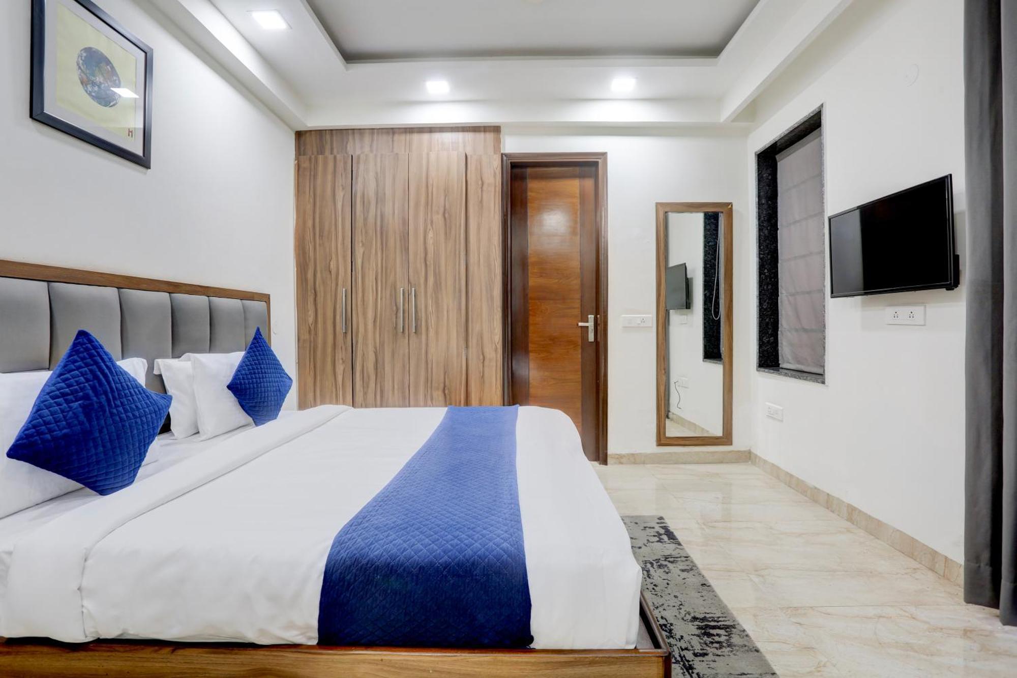 Hotel Greysky Medicity คูร์เคาน์ ภายนอก รูปภาพ