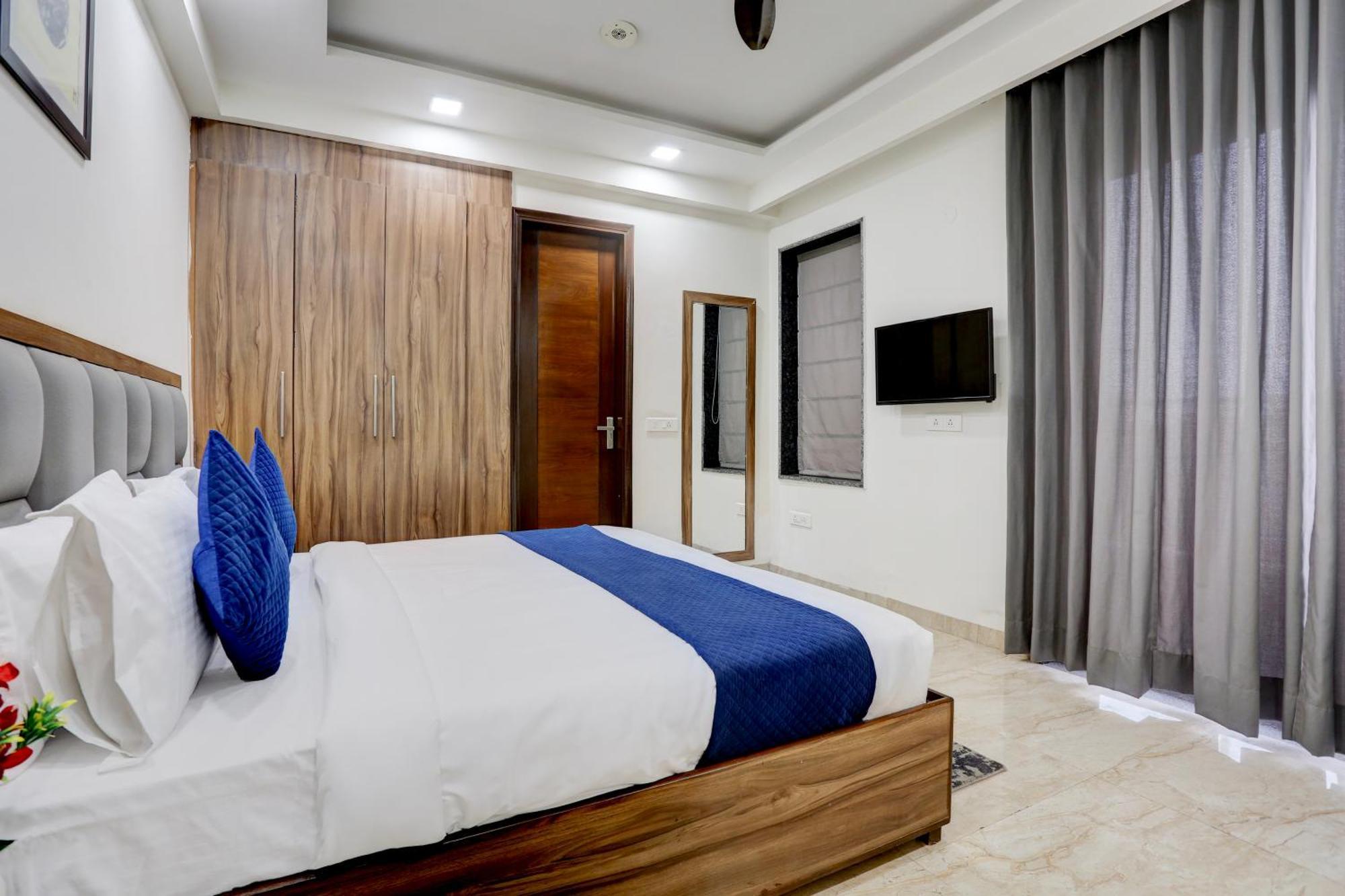 Hotel Greysky Medicity คูร์เคาน์ ภายนอก รูปภาพ